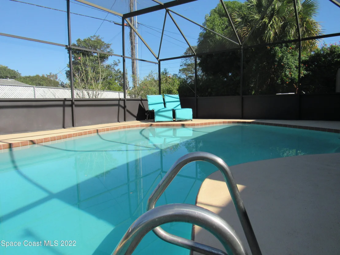 Photo of 920 Forest Road