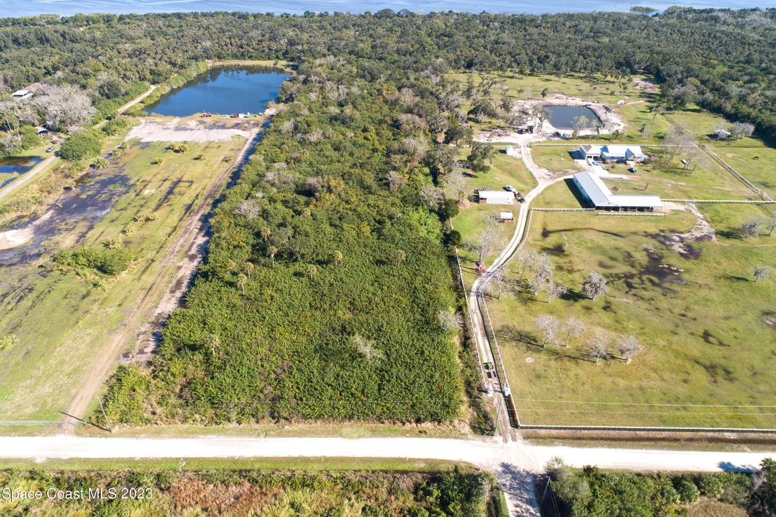 Photo of 3495 Hammock Road