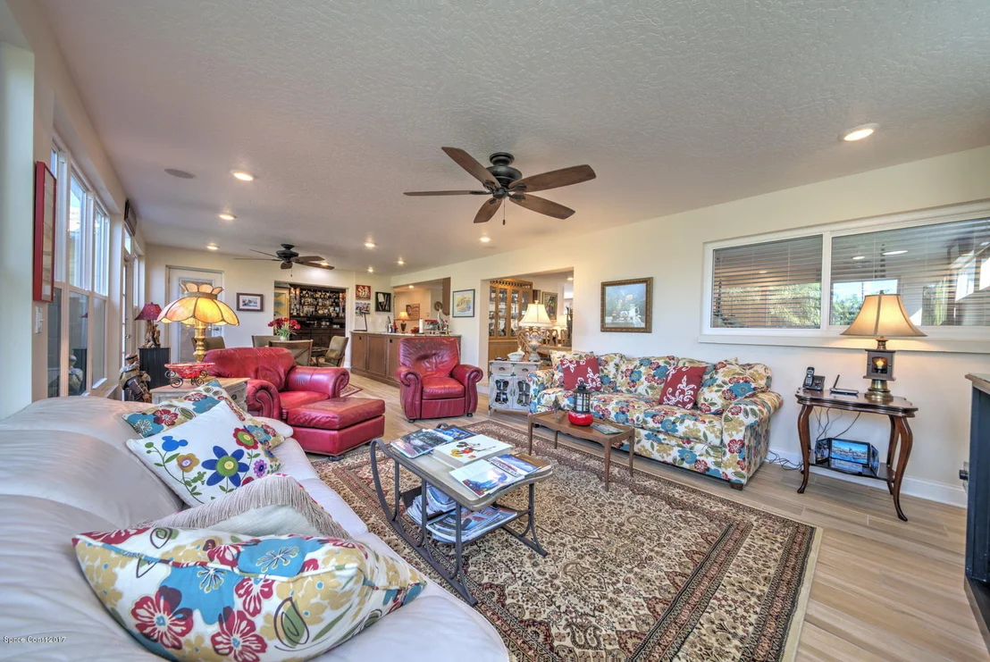 Photo of 346 Brightwaters Drive