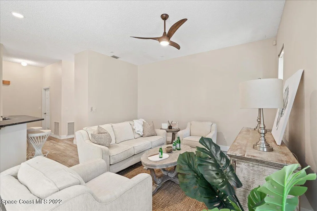 Photo of 5142 Cocoplum Avenue