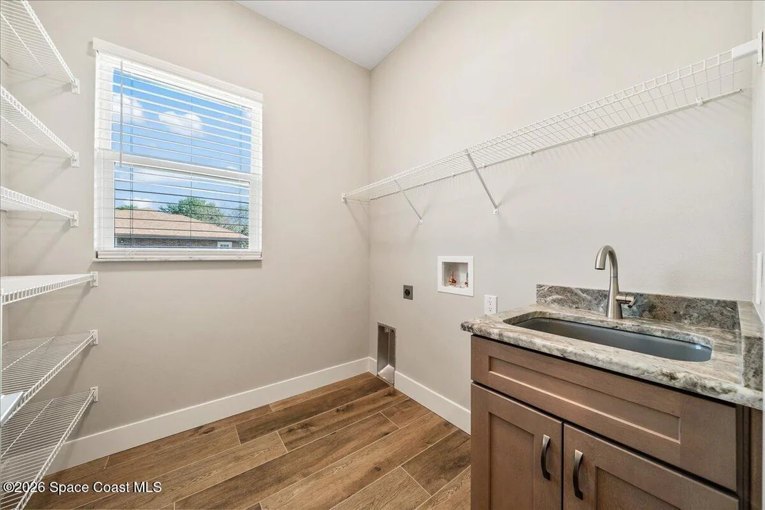 Photo of 905 Miller Lane