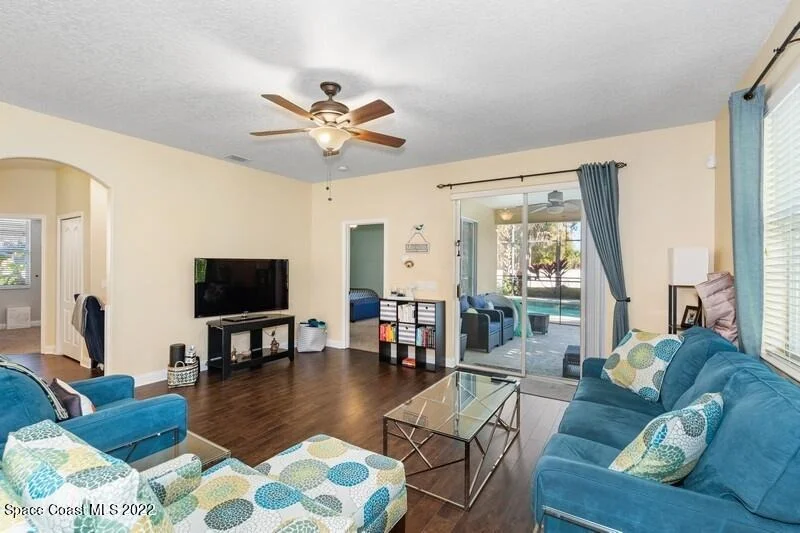 Photo of 461 Waterside Circle