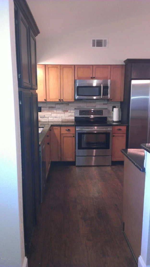 Photo of 5400 Flint Road