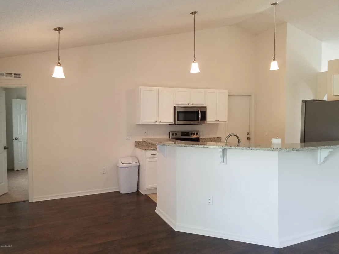 Photo of 8735 105th Avenue