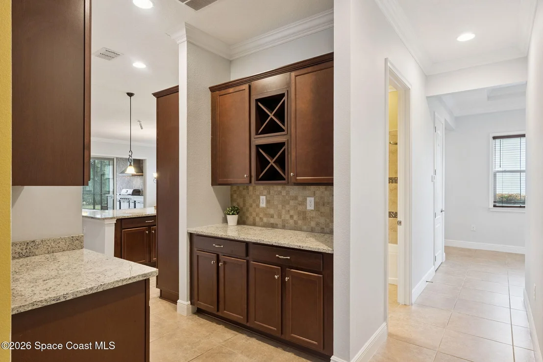 Photo of 5043 Vantage Court