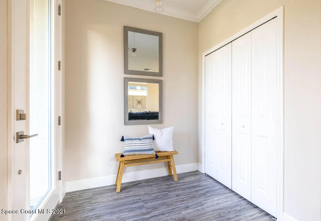 Photo of 130 W Fee Avenue