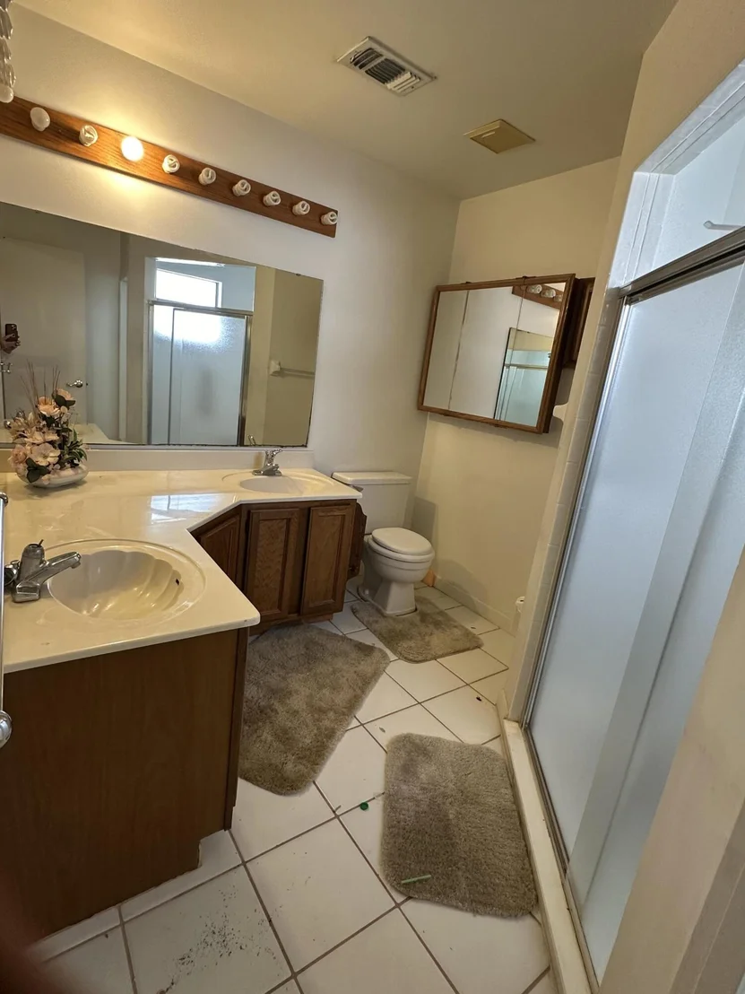 Photo of 812 Pine Valley Court
