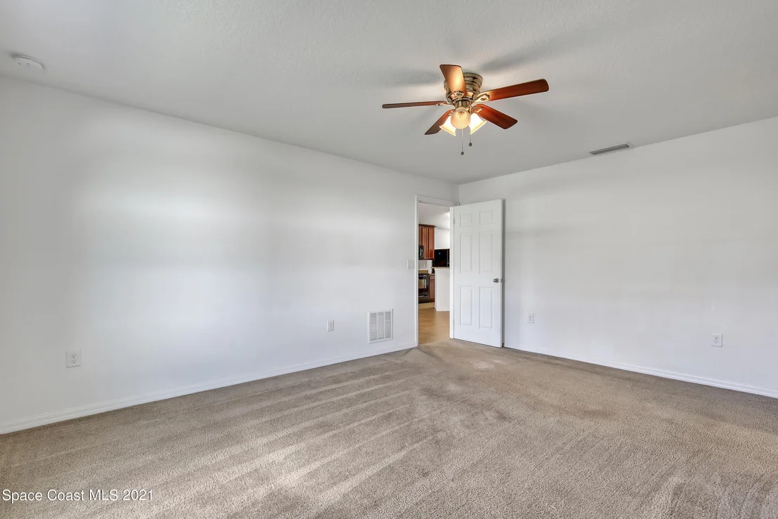 Photo of 1290 Corbett Lane