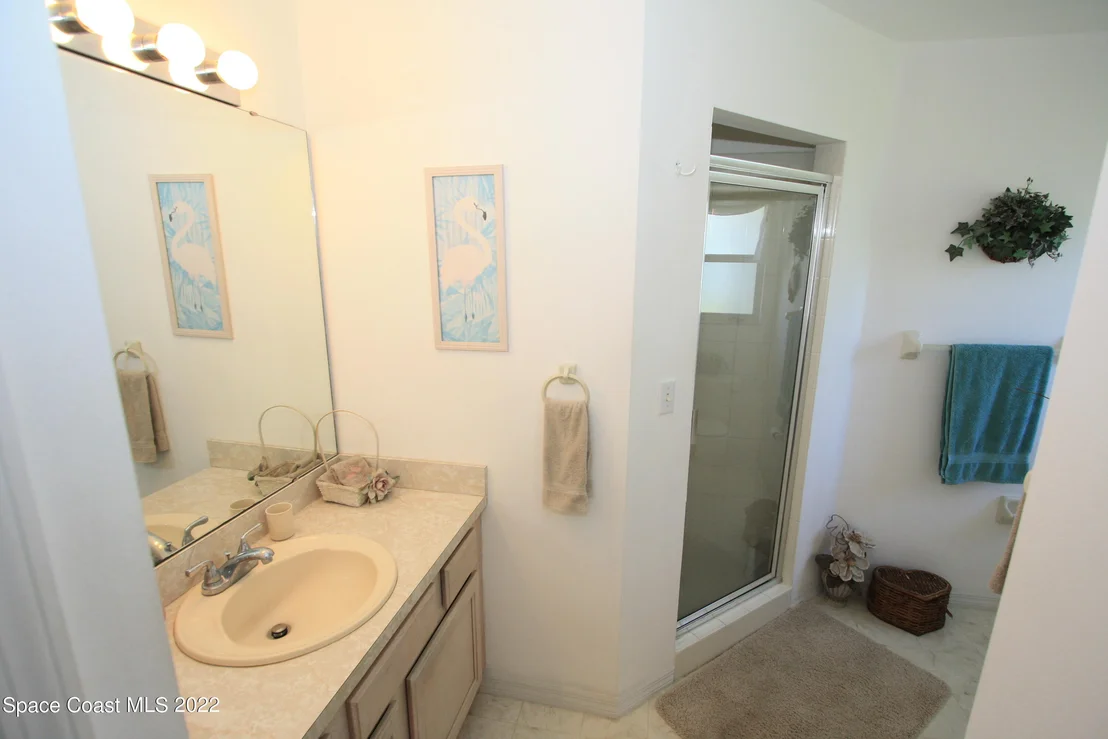Photo of 162 Delaware Avenue
