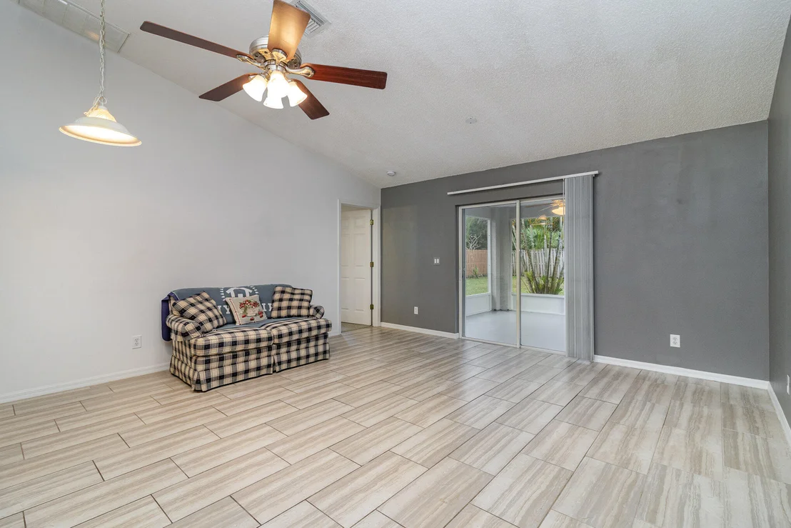 Photo of 4057 Mount Carmel Lane