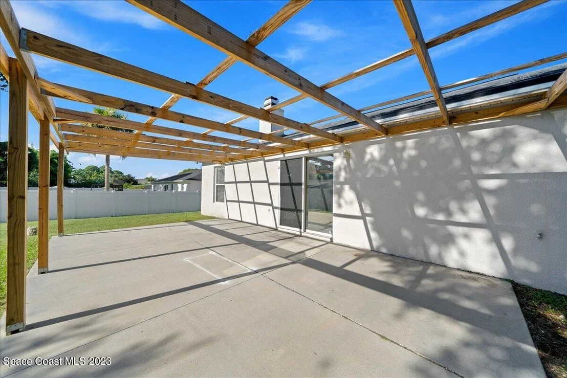 Photo of 6949 Boston Road