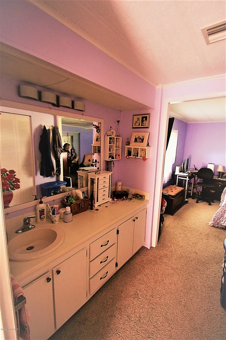 Photo of 543 Jennifer Circle