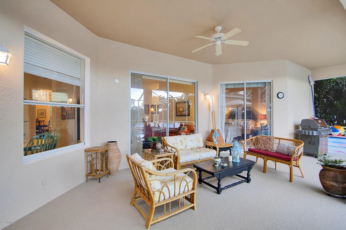 Photo of 855 CARRIAGE HILL Road