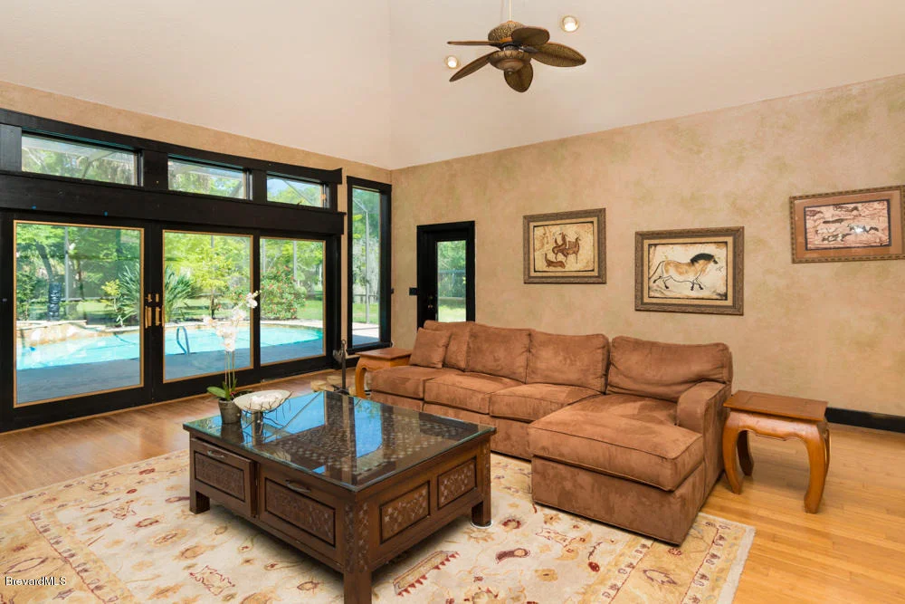 Photo of 3985 N Indian River Drive