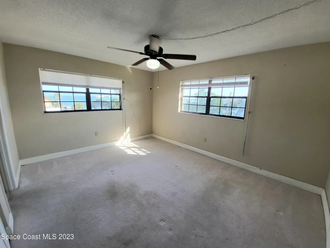 Photo of Unit 301 at 1025 Rockledge Drive