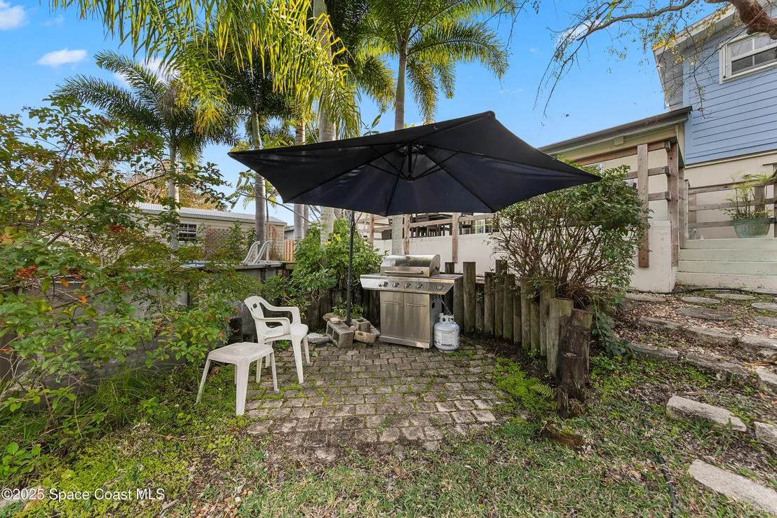 Photo of 409 Lynn Avenue