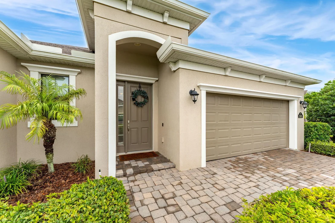 Photo of 3080 Casterton Drive