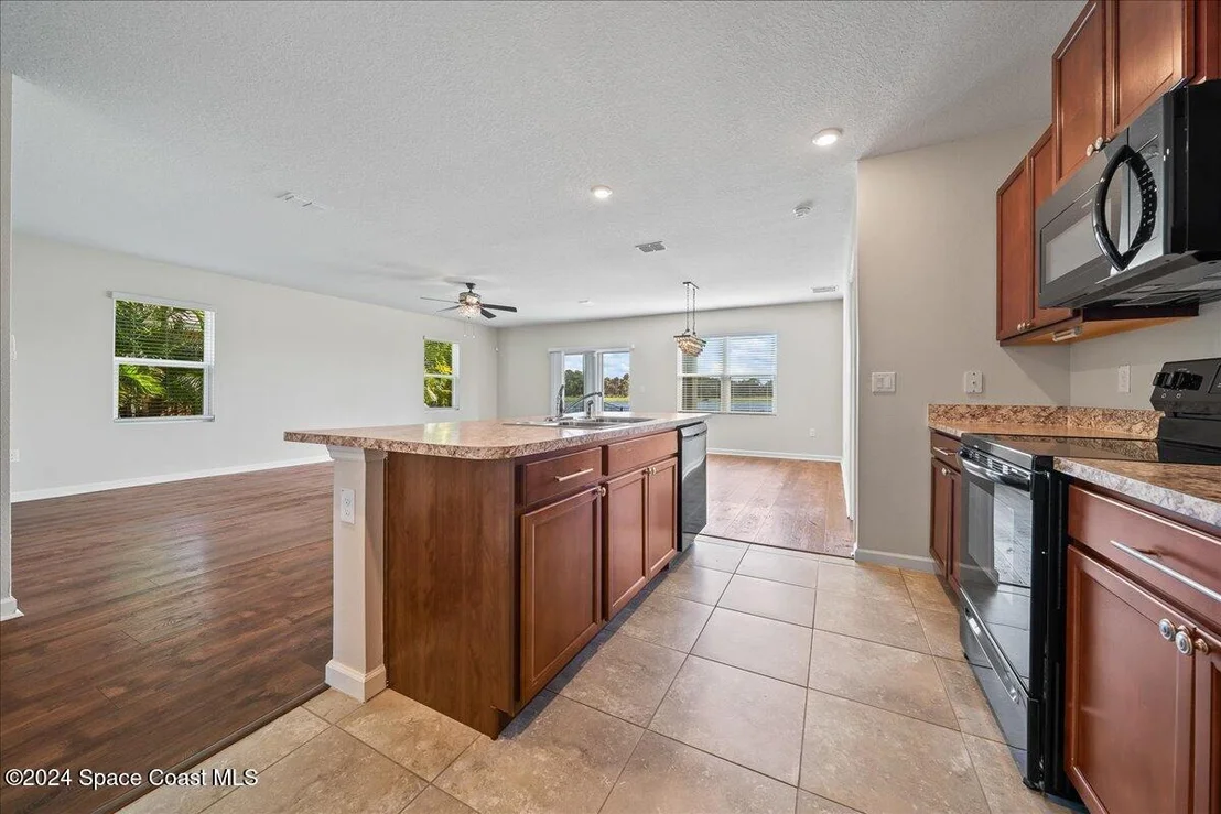 Photo of 260 Sorrento Drive