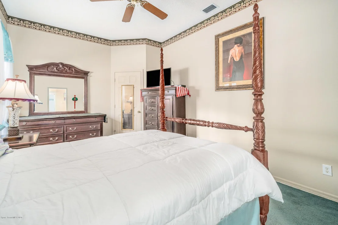 Photo of 7038 Hammock Trace Drive