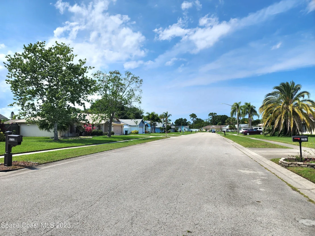 Photo of 2777 Nobility Avenue