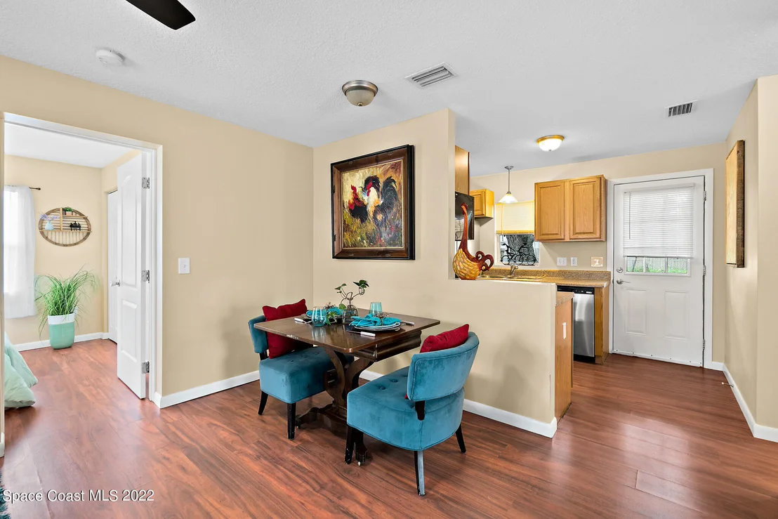 Photo of 1707 Avocado Avenue