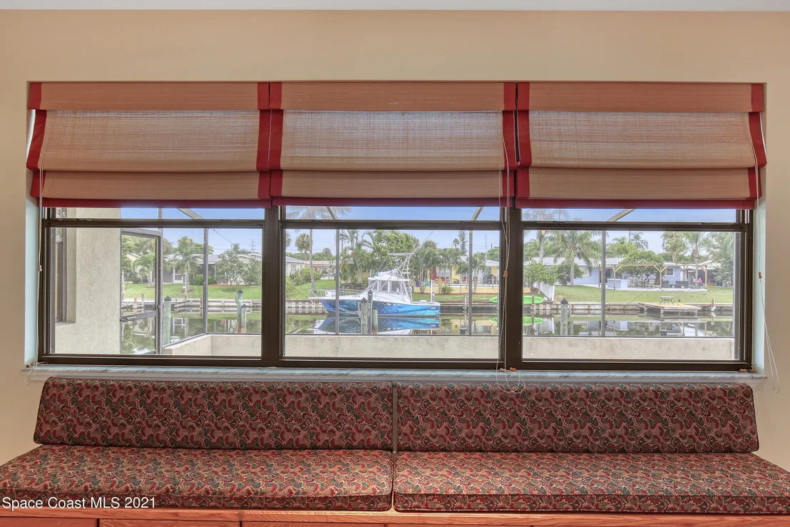 Photo of 457 Cardinal Drive