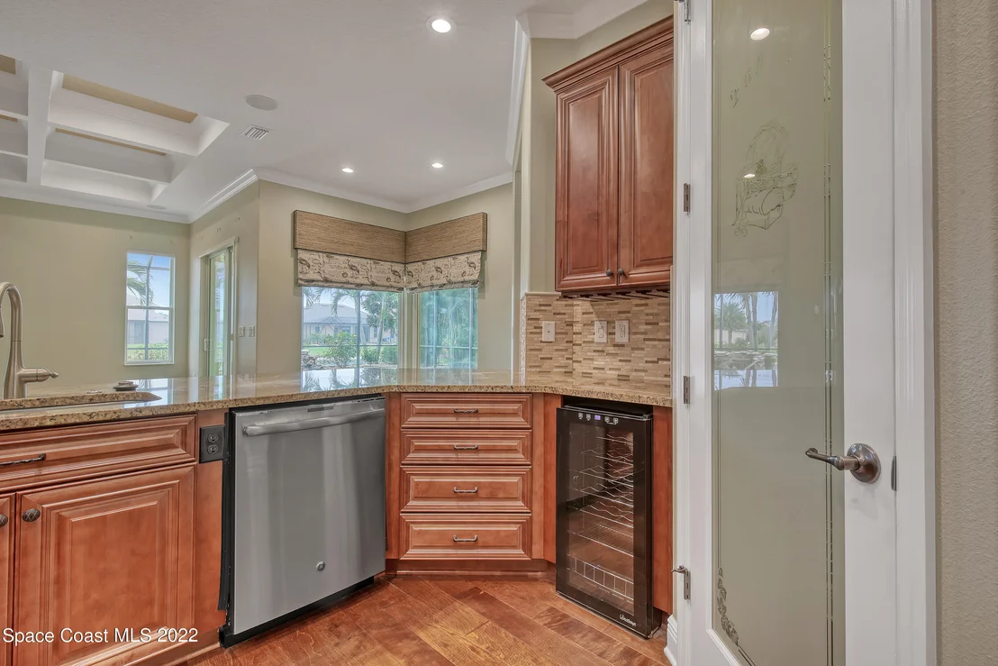 Photo of 4625 Leo Lane