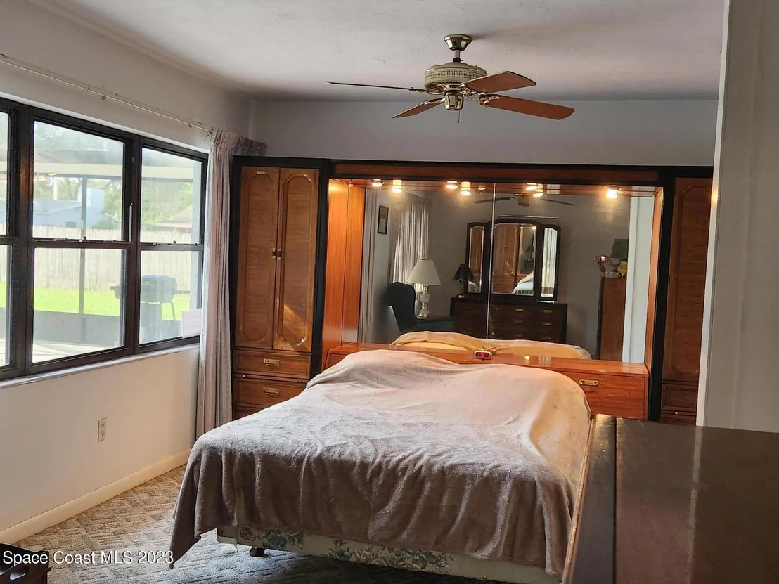 Photo of 4111 Hill Street