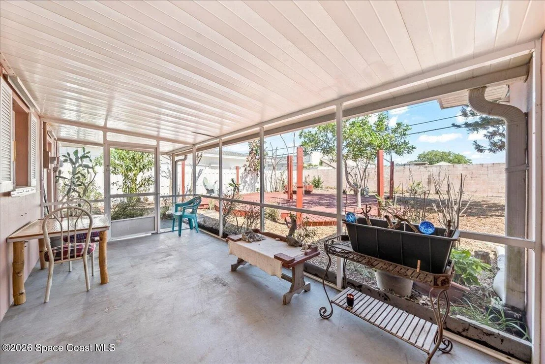 Photo of 1498 Birch Street