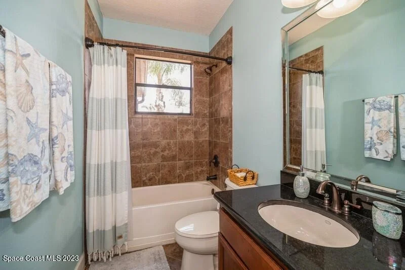 Photo of 464 Point Lobos Drive