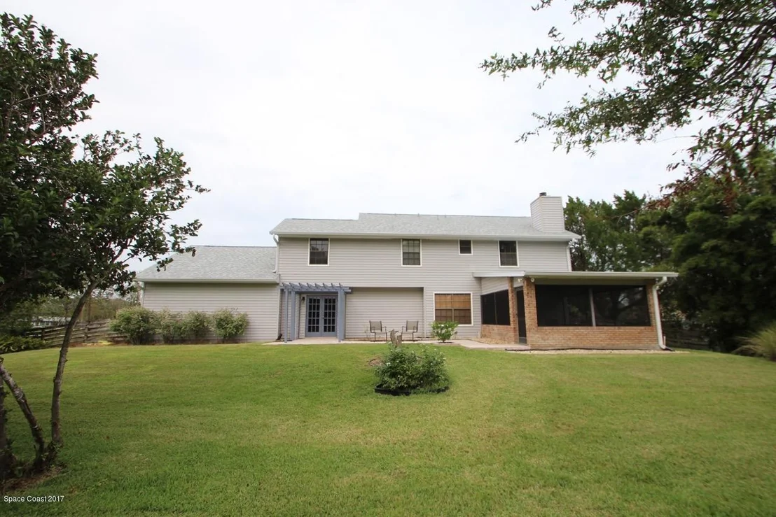 Photo of 2665 Pomello Road