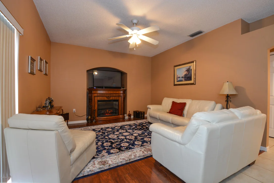 Photo of 725 Falls Creek Drive