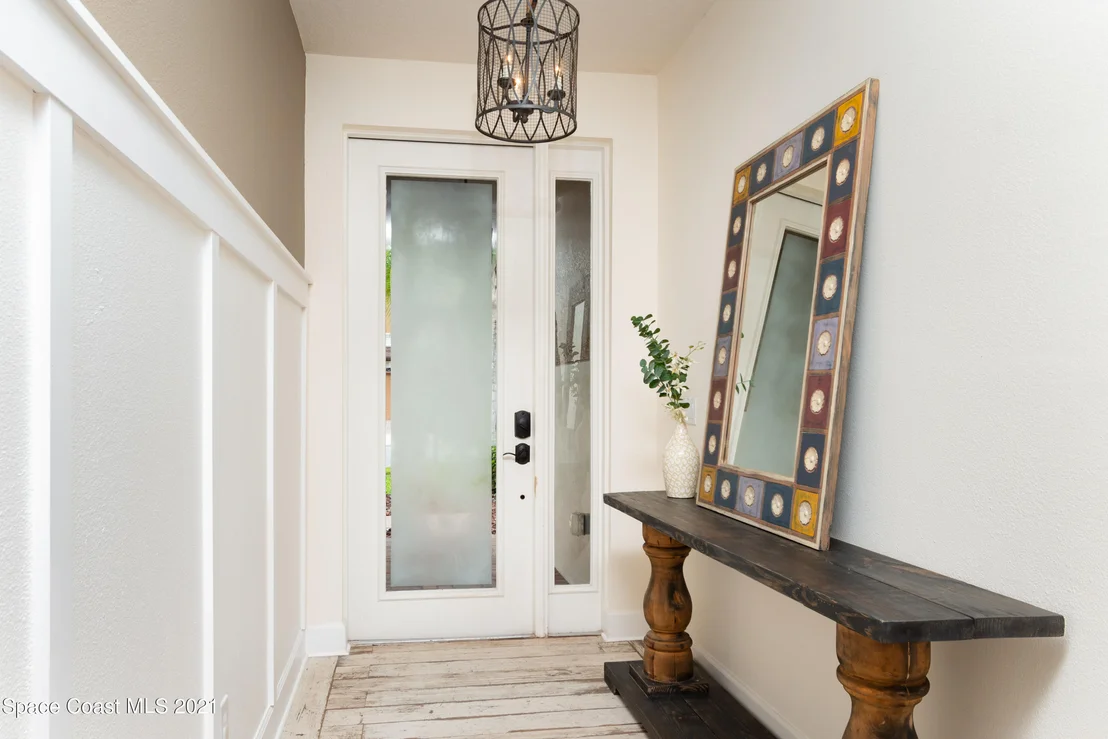 Photo of 1430 Talon Way