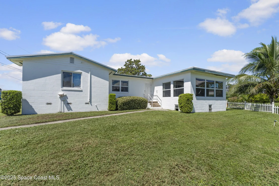 Photo of 1173 Sun Circle E