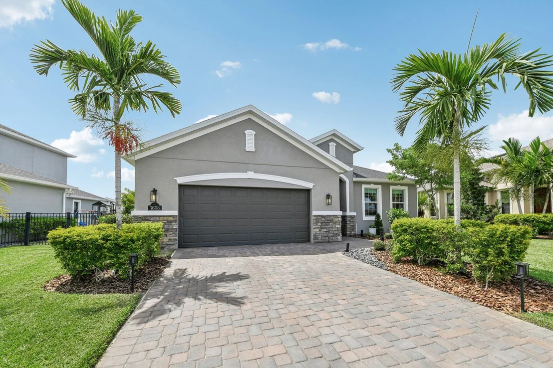 Photo of 7633 Poulicny Lane