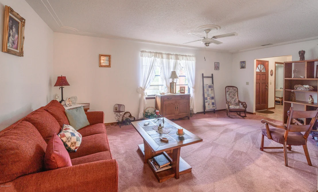 Photo of 2835 Beran Lane