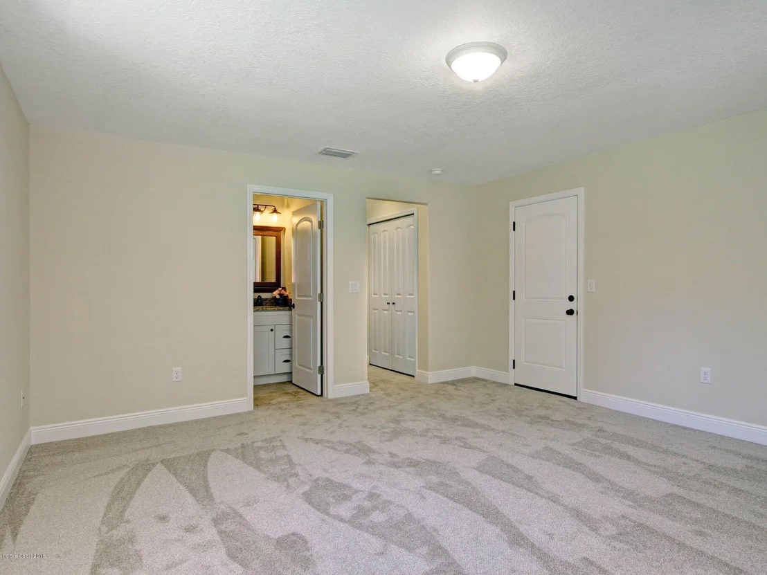 Photo of 4380 Country Road