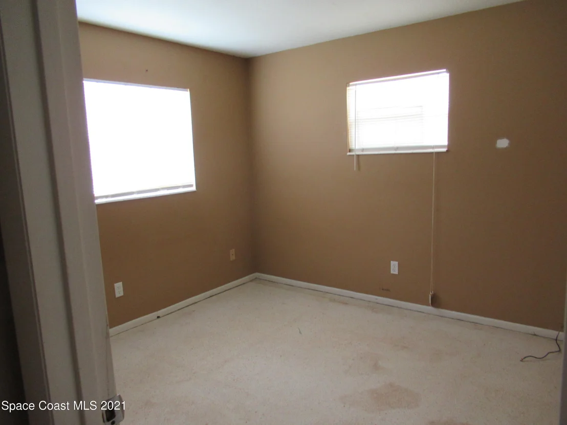 Photo of 2913 Notre Dame Avenue