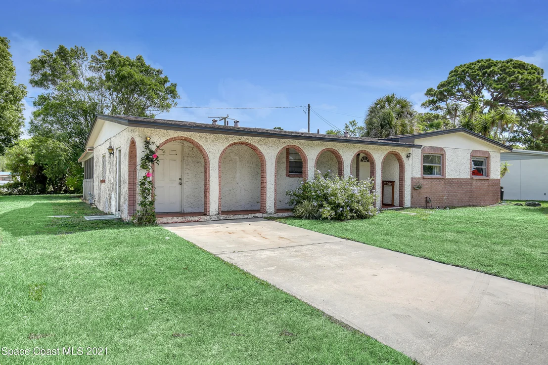 Photo of 1016 Coronado Drive