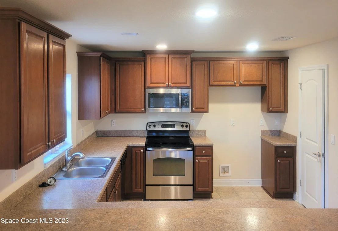 Photo of 1576 Alaqua Way