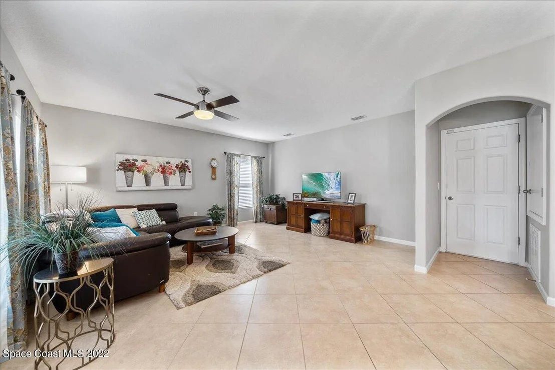Photo of 1322 Hailey Street