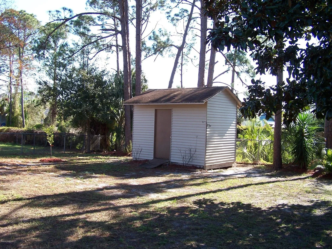 Photo of 6383 Hudson Road