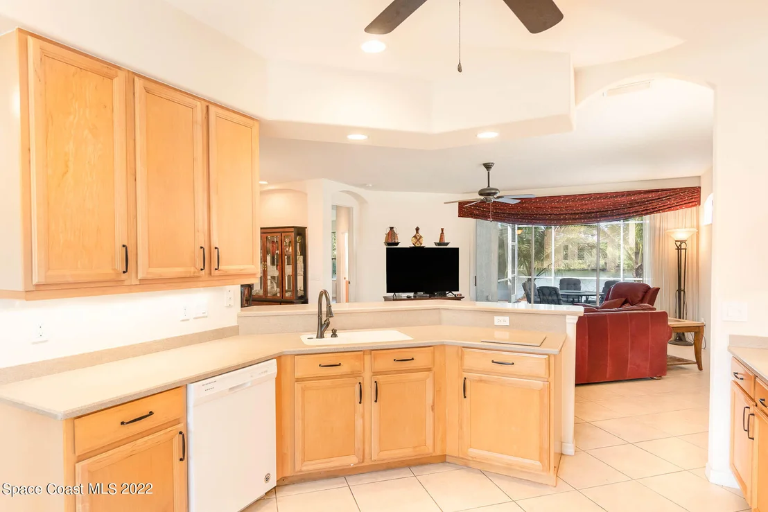Photo of 4670 Portage Trail