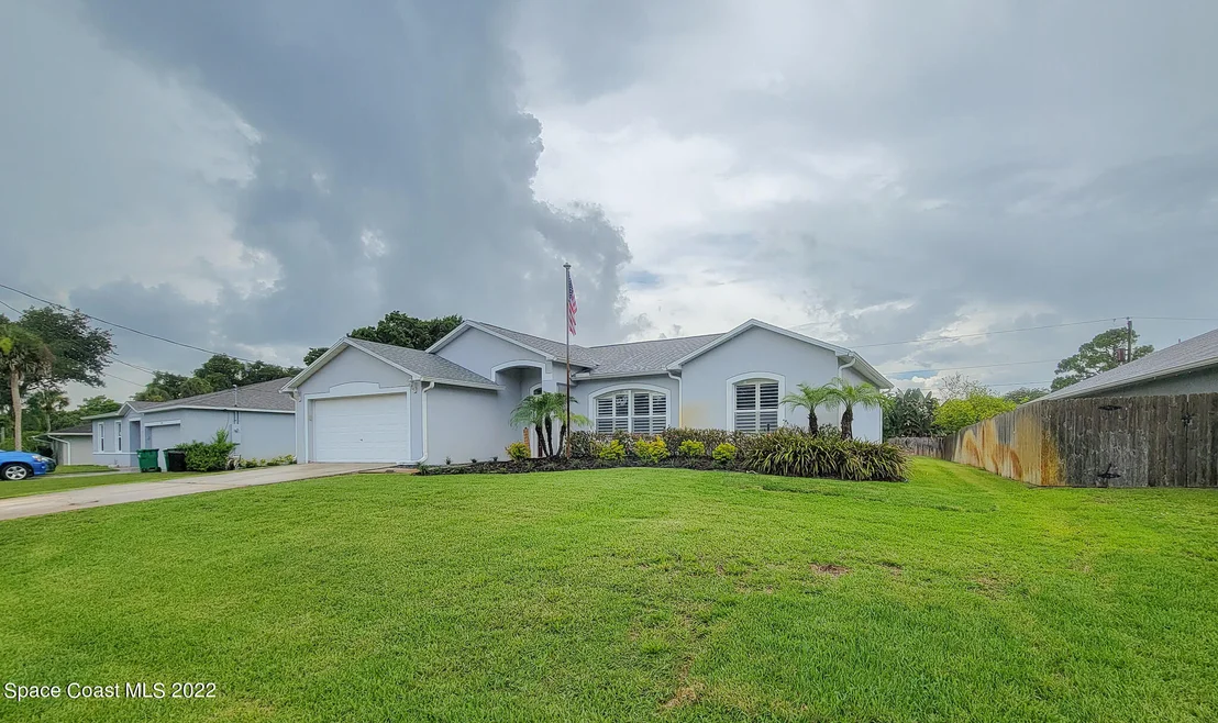 Photo of 4330 Ponds Drive
