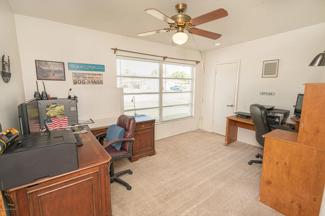 Photo of 725 Angle Street NE