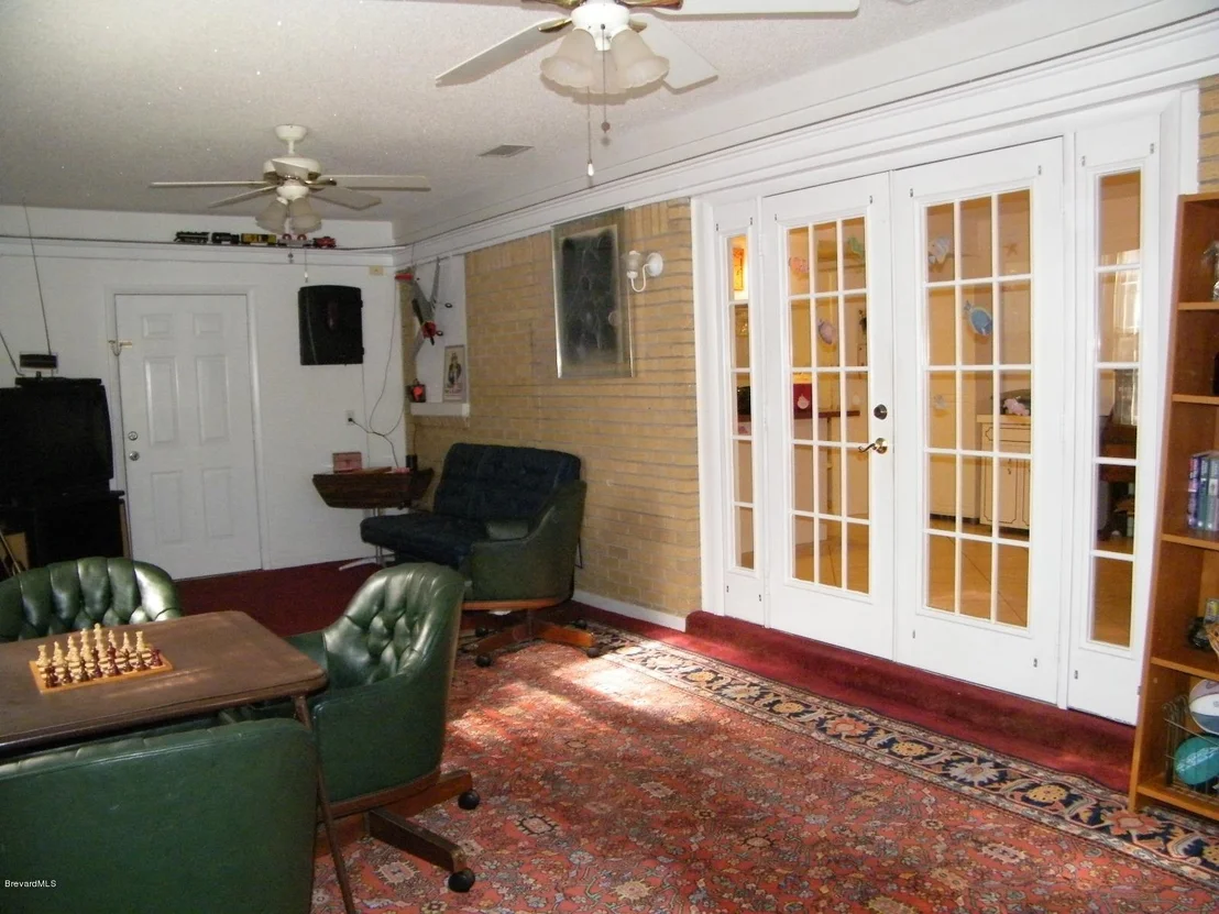 Photo of 1665 Leach Circle