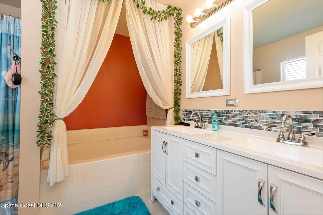 Photo of 505 Arabella Lane