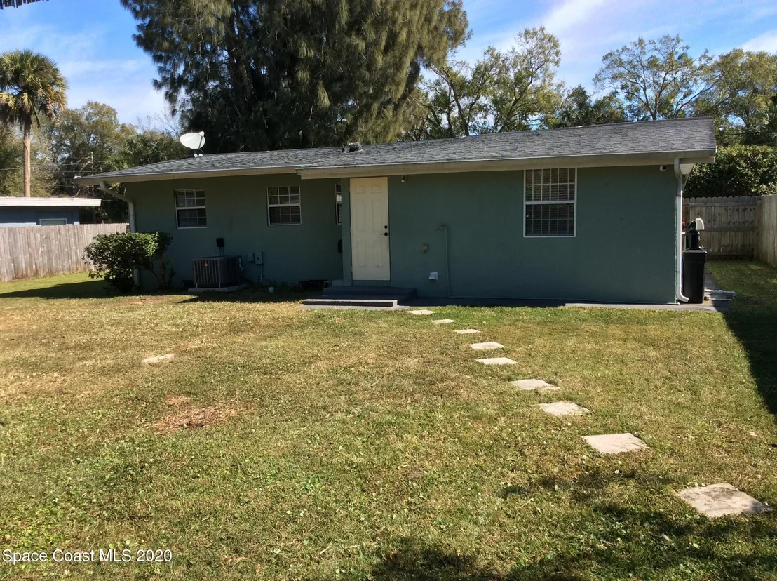 Photo of 2300 Seminole Boulevard