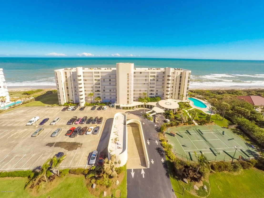 Photo of Unit 310 at 2225 Highway A1a