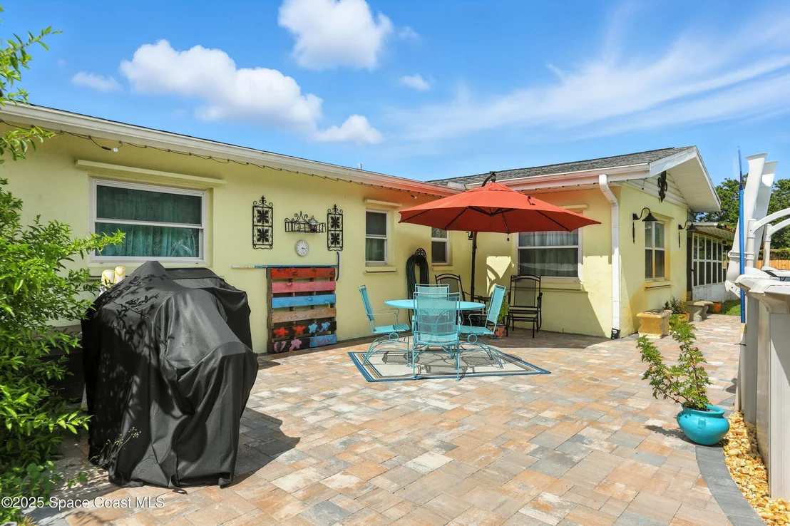 Photo of 3929 Burkholm Road